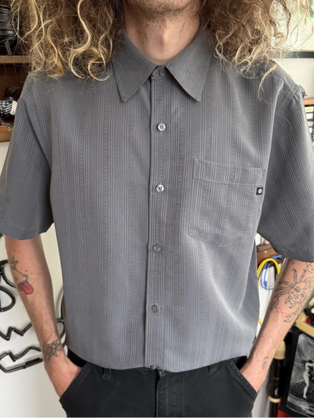 Marmot Gray Striped Hardwood S/S Button Down Shirt ~ Size Medium